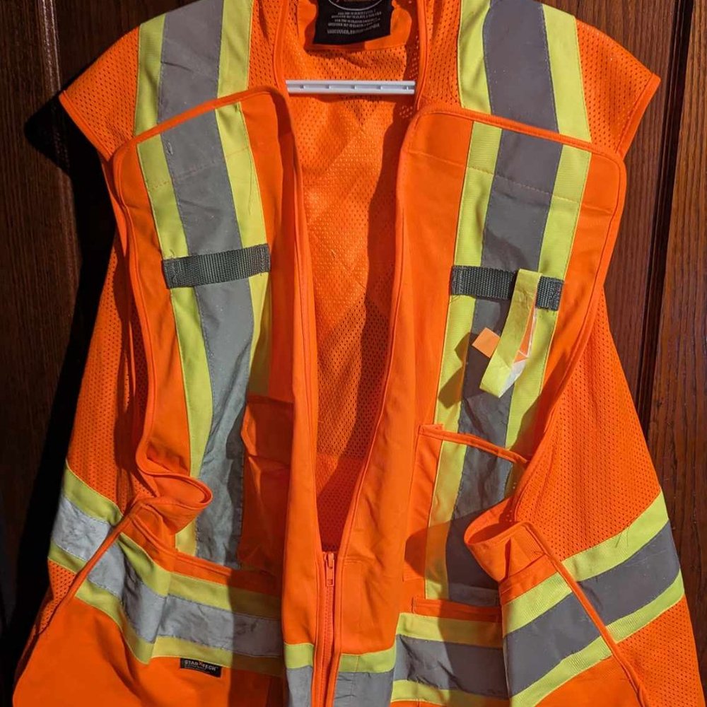 Pioneer Construction Vest - Size 5XL
